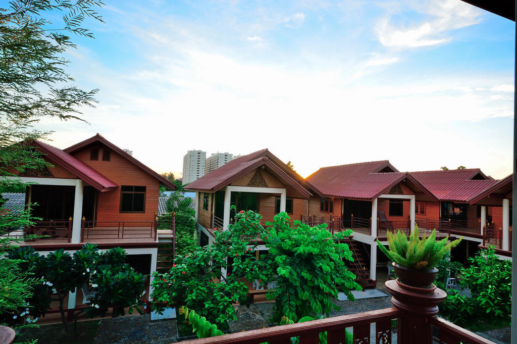Avila Resort Pattaya Jomtien Beach Exterior foto